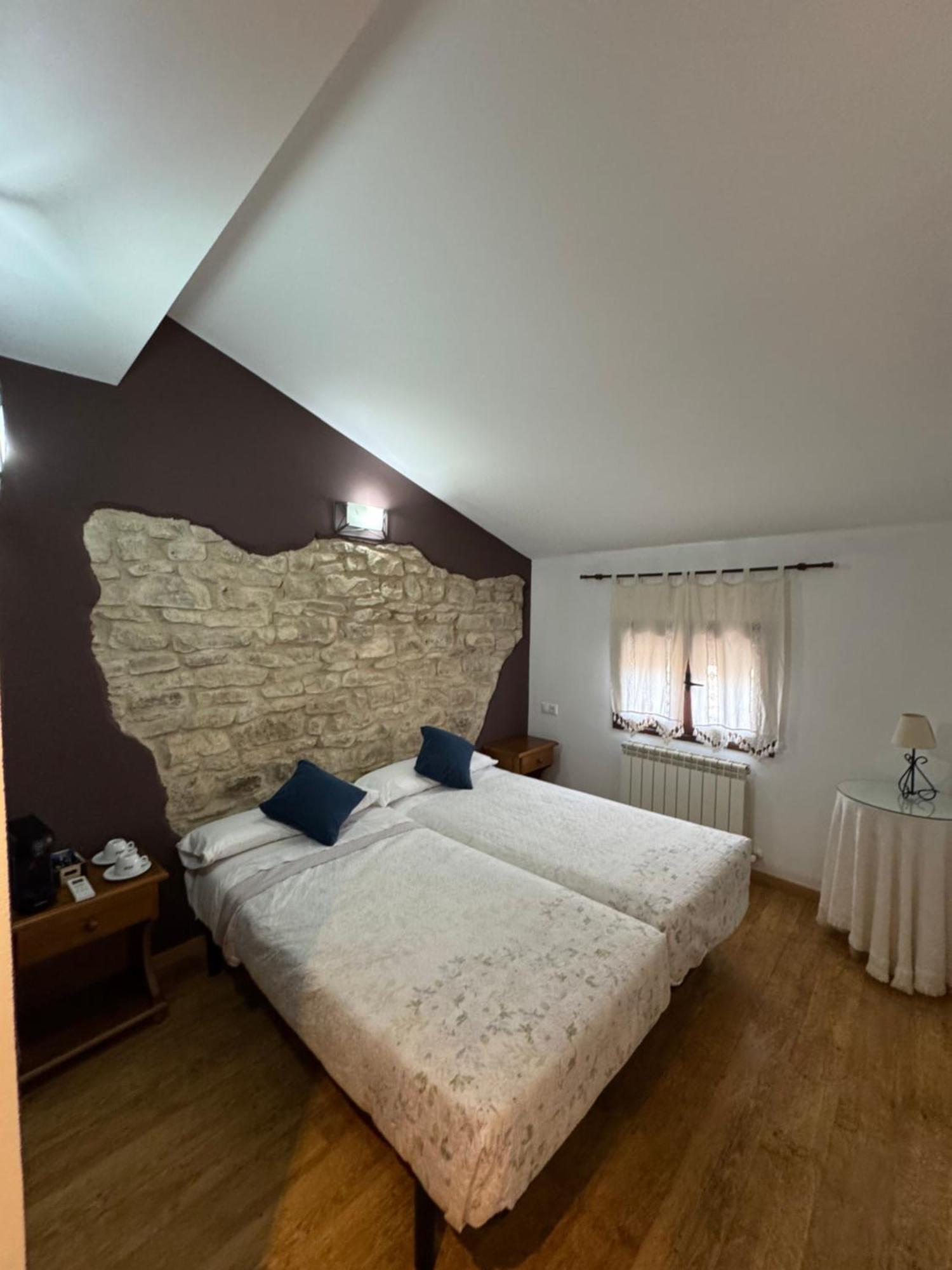 Tardienta Casa Rural Marga מראה חיצוני תמונה